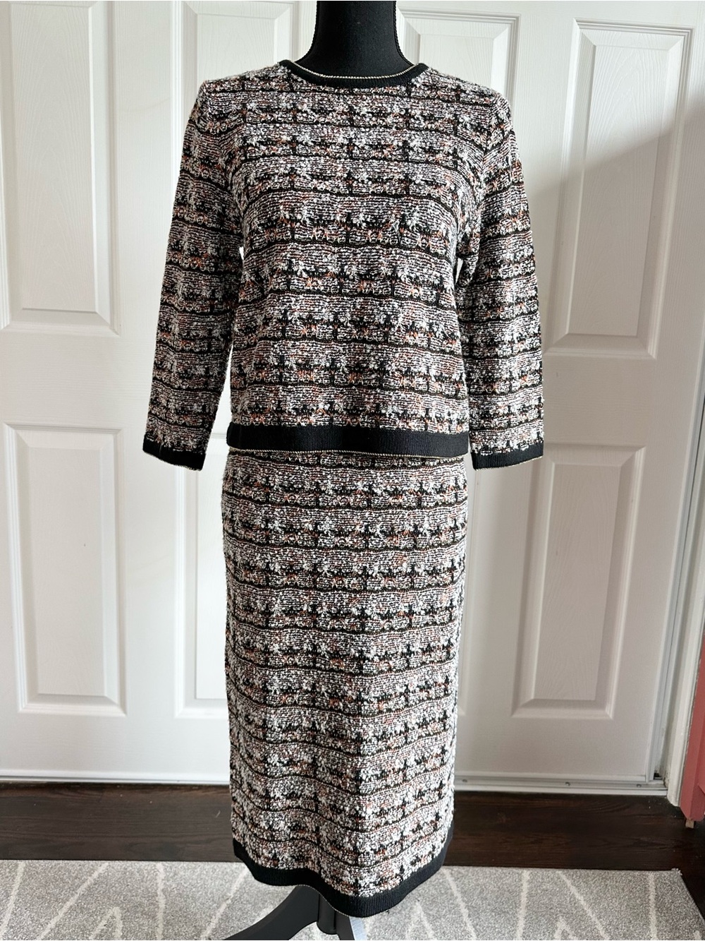 Eva Mendes for New York and Co. Black White Gold Knitted Pencil Skirt Set